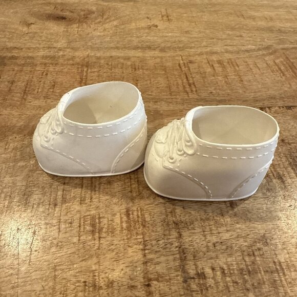 Vintage White Cabbage Patch Doll Shoes Slip On Tennis Shoes Monkey Bear Face - Picture 3 of 6